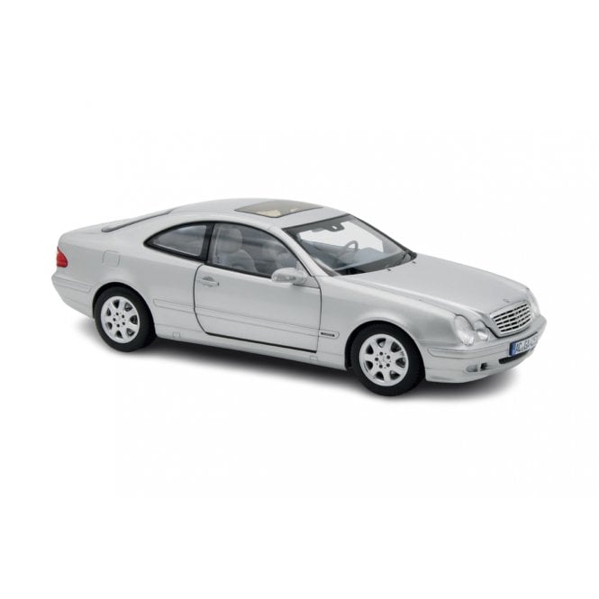 1:18 2000 Mercedes-Benz CLK-Class - Brillant Silver Model Car