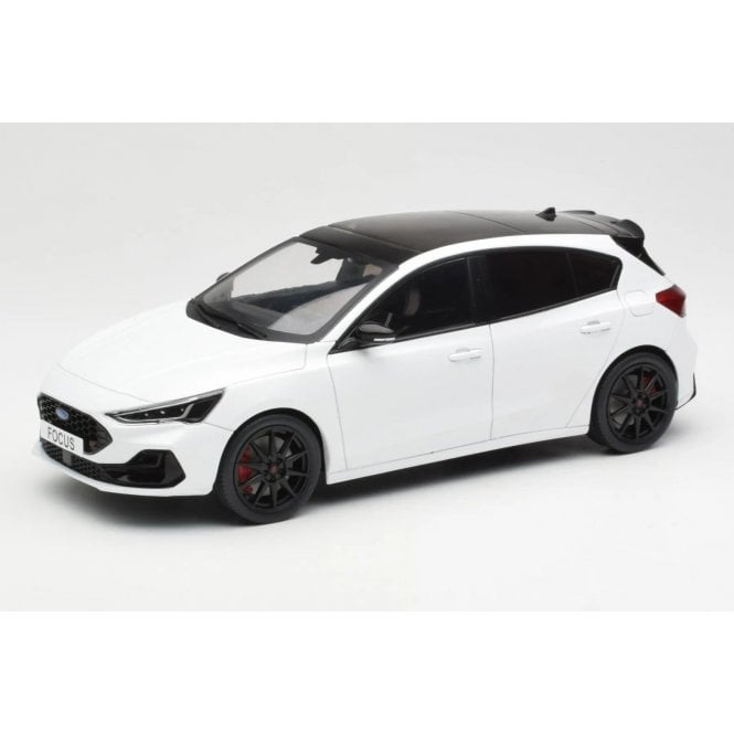 1:18 Ford Focus ST Frozen White Model Car