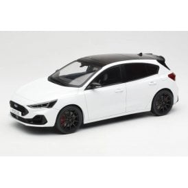 1:18 Ford Focus ST Frozen White Model Car