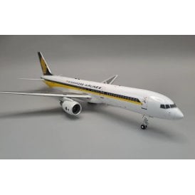 1:200 Boeing 757-200 Singapore Airlines 9V-SGM Model Plane