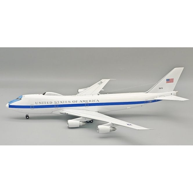 1:200 Boeing E-4B (747-200B) USA - Air Force 73-1676 Model Plane