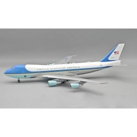 1:200 Boeing VC-25A SAM USAF 28000 & Collectors Coin Model Plane