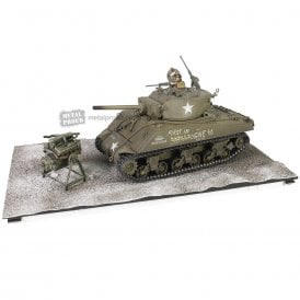 1:32 U.S. Sherman M4A3E2 (75) Jumbo 'Cobra King' & Engine - 'First in Bastogne', George Smith Patton’s 4th A.Div. 3rd Army, Bastogne area, 26 Dec, 1944