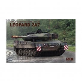 1:35 German Leopard 2 A7 Main Battle Tank Military Model Kit