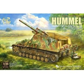 1:35 Hummel Sd.Kfz.165 15cm s.FH Early production Tank Military Model Kit