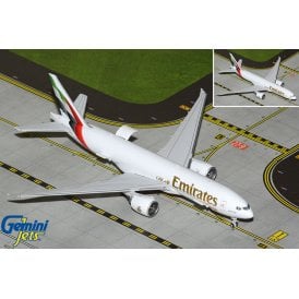 1:400 Boeing 777-200LRF Emirates SkyCargo A6-EFV Interactive Series Model Plane