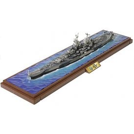 1:700 IOWA Class Battleship, USS Missouri (BB-63) (Waterline series) Meausre 32/22D camouflage pattern, 1944 Model Ship