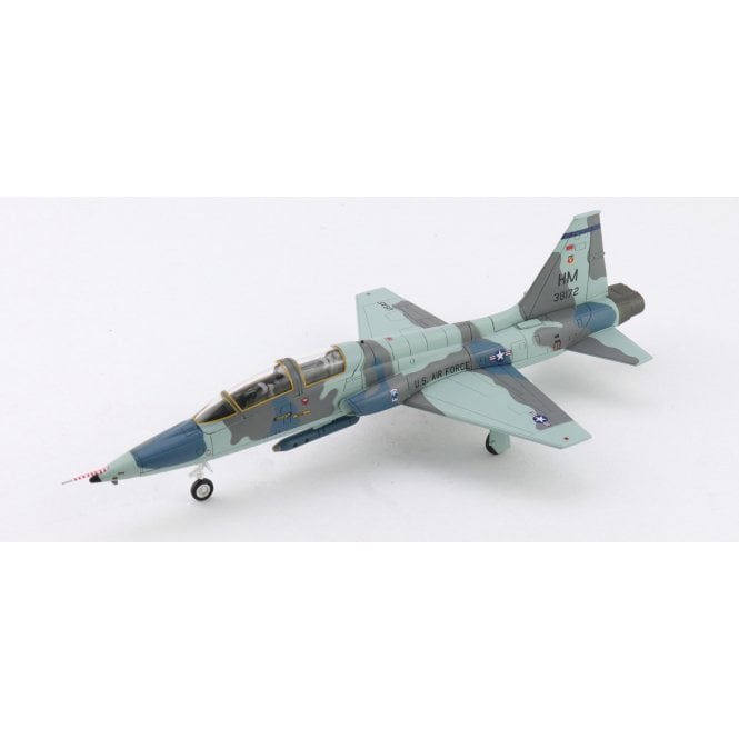 1:72 AT-38B 