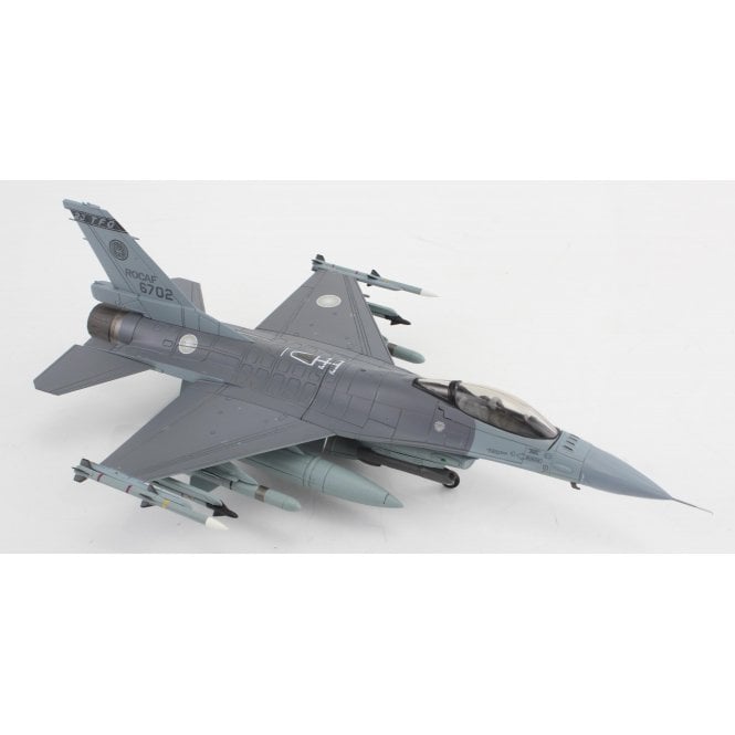 1:72 F-16V Fighting Falcon 6702, 23 TFG, ROCAF (w/2 x Harpoon Missile)