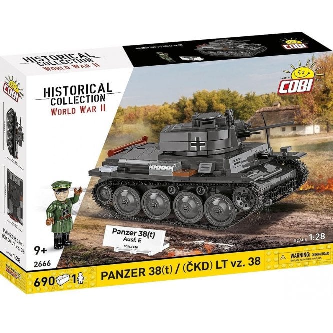 2666 1:28 Historical Collection World War II - Panzer 38(t) / (?KD) LT vz.38 Military Construction Kit 690 Pieces