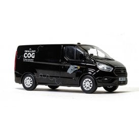 Vanguards 1:43 Ford Transit Custom 300L1 2.0TDCi 130, EcoBlue Limited, Shadow Black, Richard Hammond's ‘The Smallest cog' Model Car